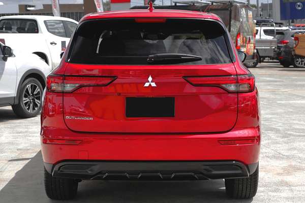 2024 Mitsubishi Outlander Black Edition ZM