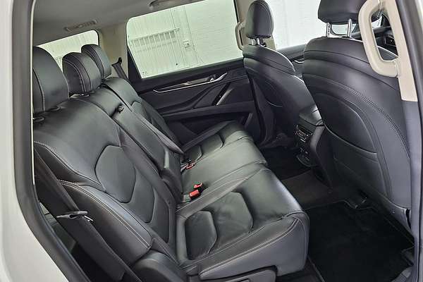 2023 LDV D90 Executive SV9A