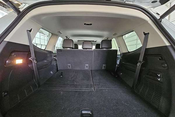 2023 LDV D90 Executive SV9A