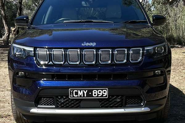 2023 Jeep Compass Limited M6