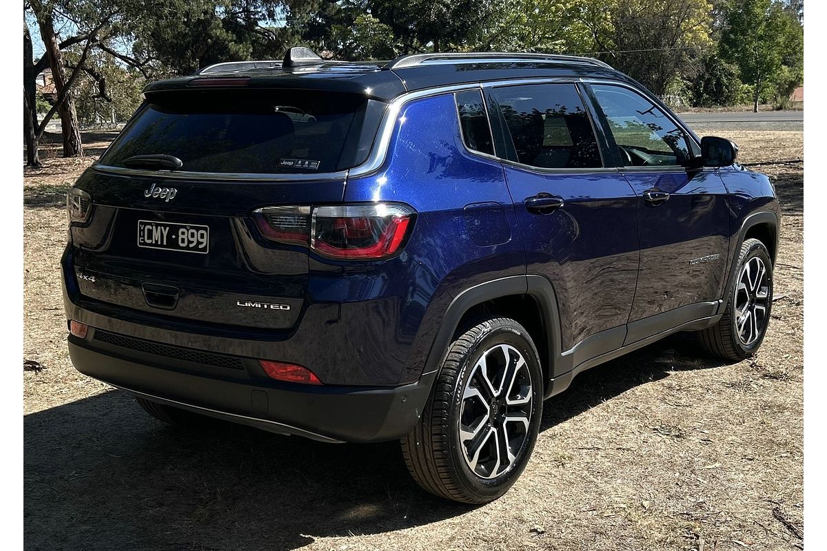 2023 Jeep Compass Limited M6