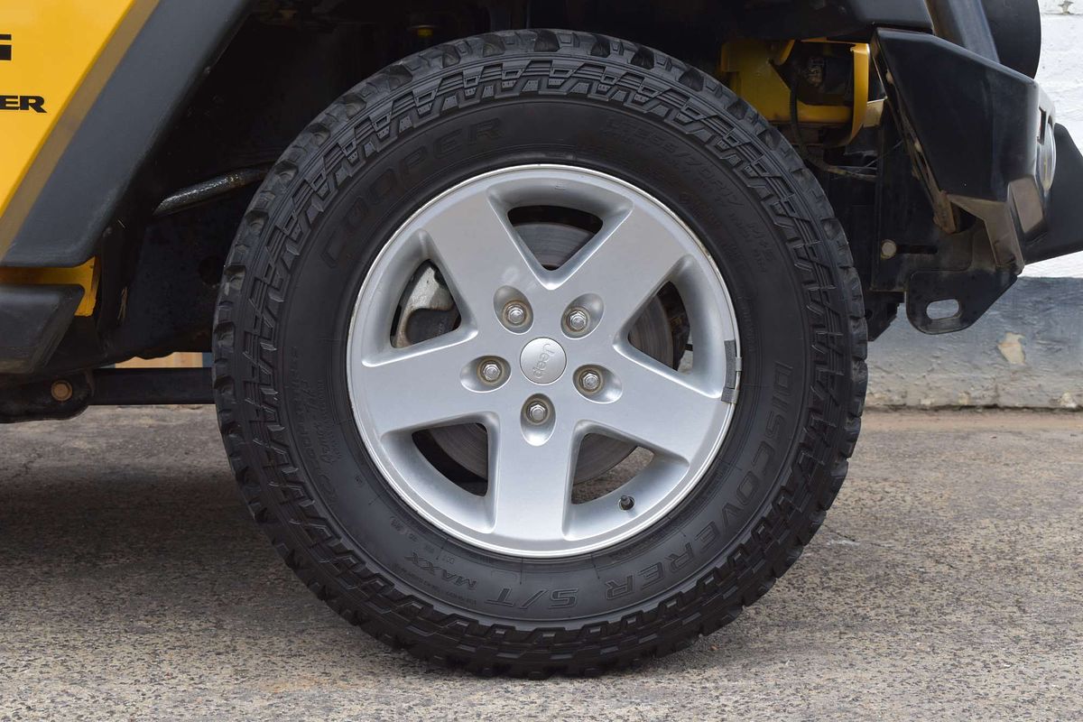 2014 Jeep Wrangler Sport JK
