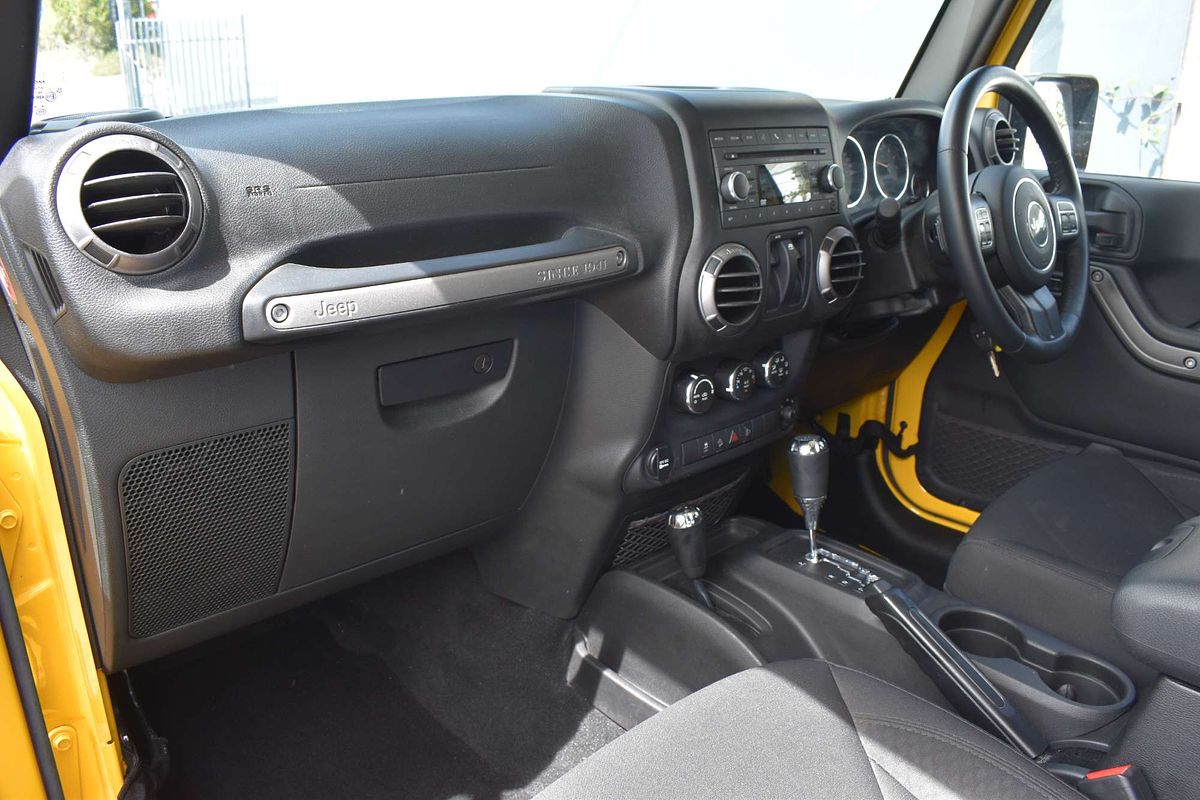 2014 Jeep Wrangler Sport JK