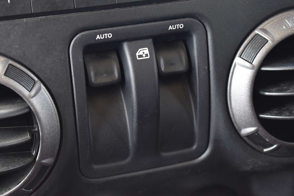 2014 Jeep Wrangler Sport JK