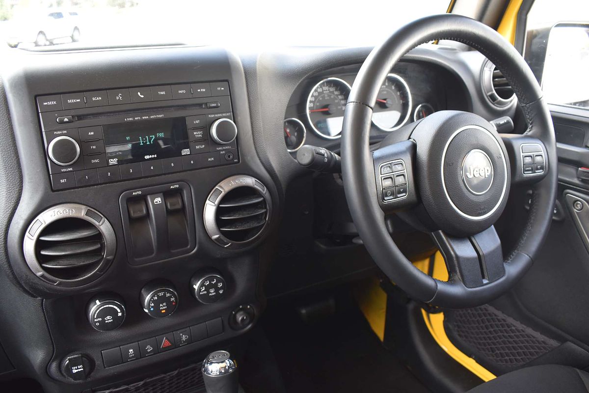 2014 Jeep Wrangler Sport JK