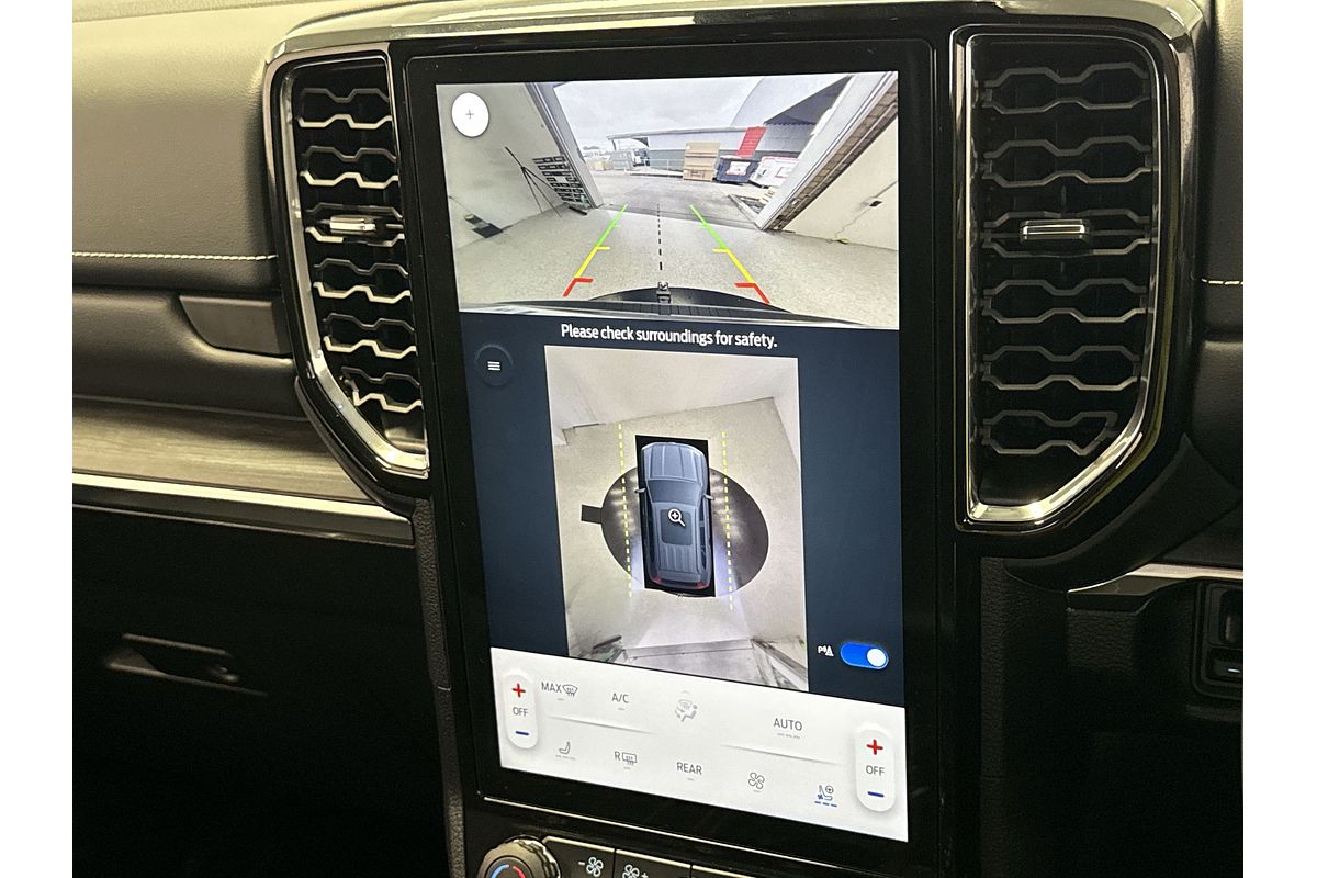 2023 Ford Everest Platinum