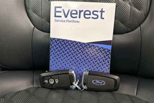 2023 Ford Everest Platinum