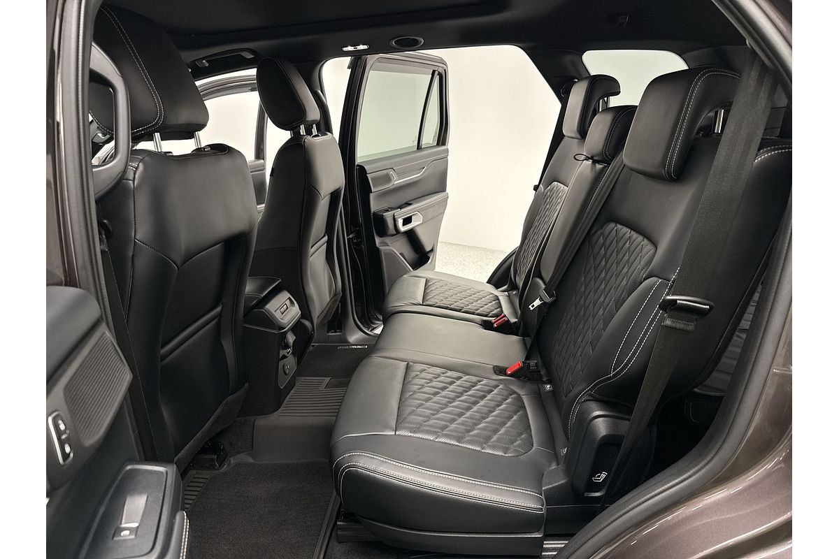 2023 Ford Everest Platinum