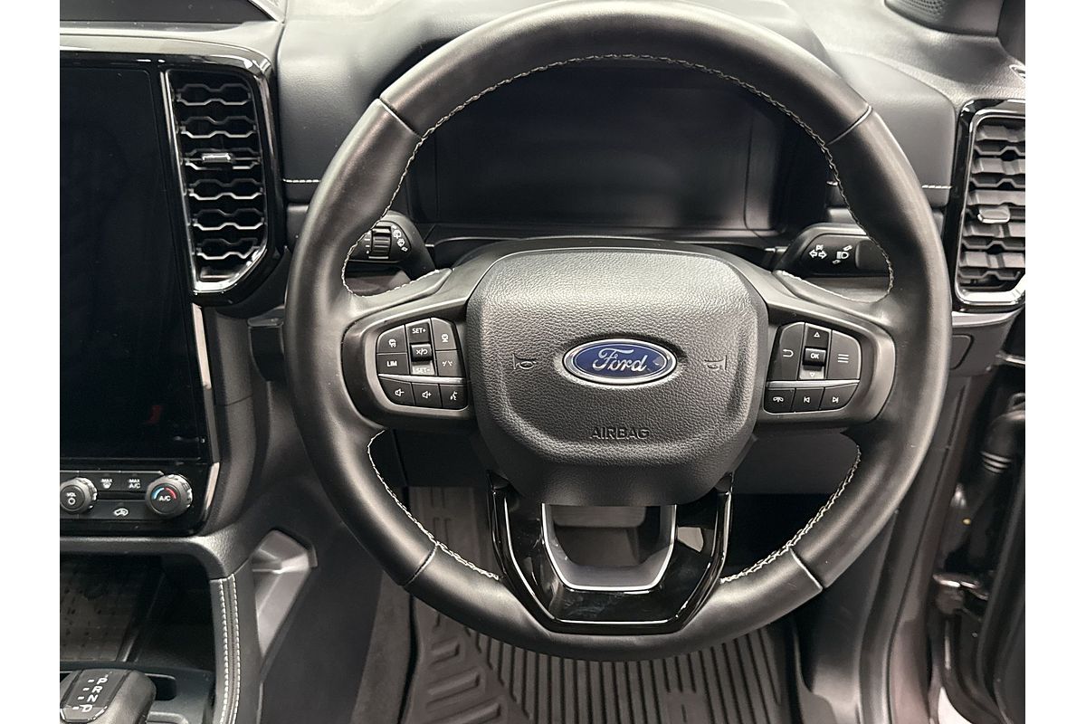 2023 Ford Everest Platinum