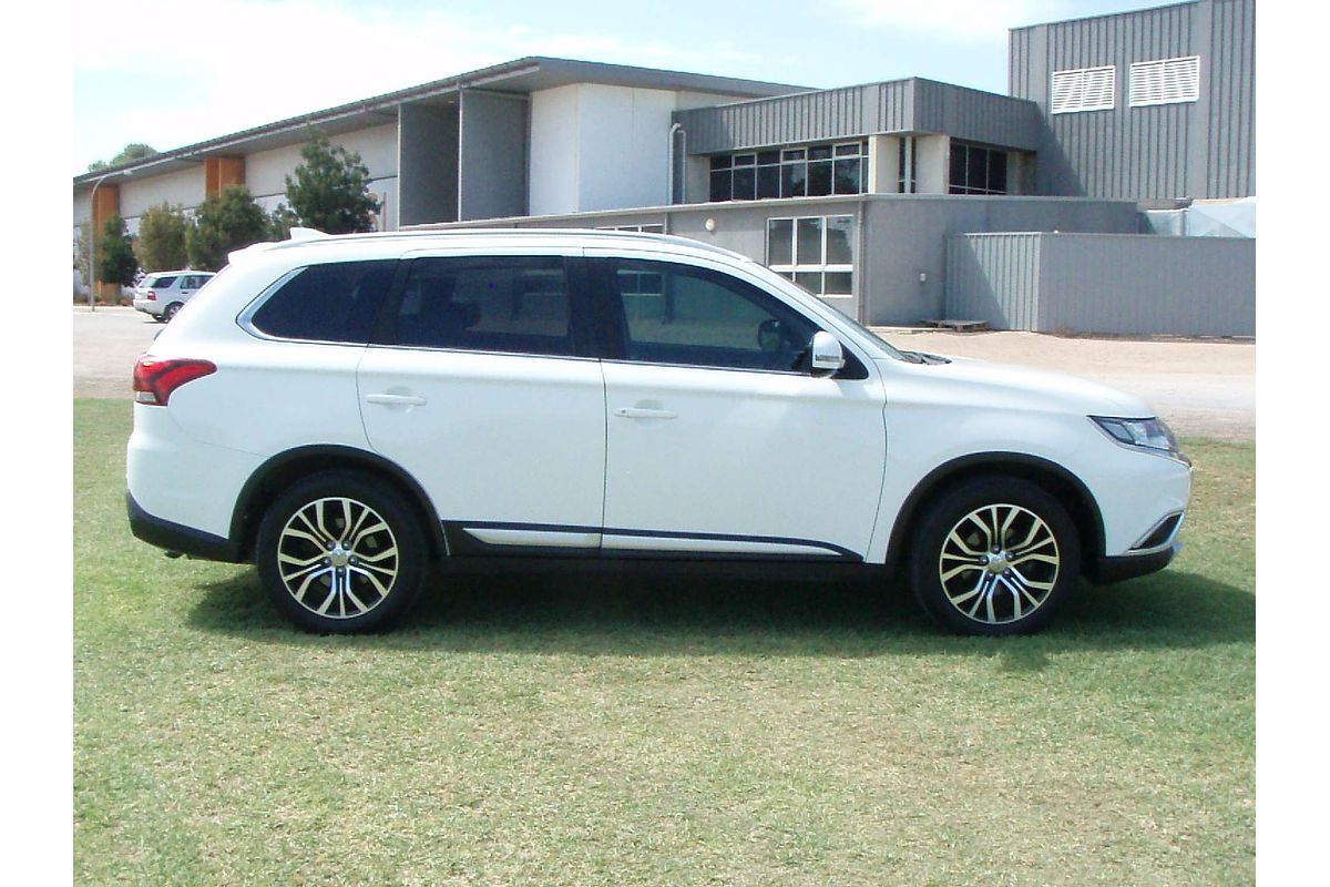 2016 Mitsubishi Outlander LS ZK