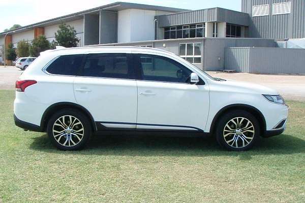 2016 Mitsubishi Outlander LS ZK