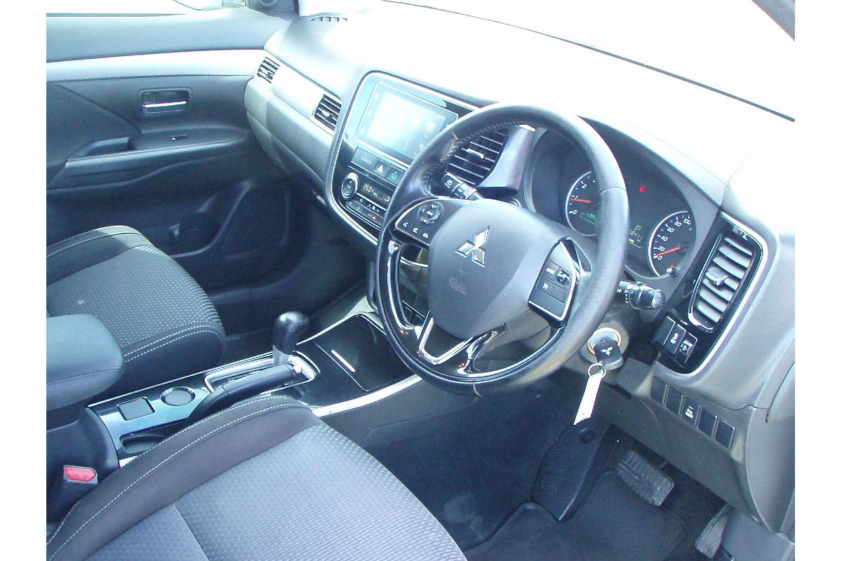 2016 Mitsubishi Outlander LS ZK