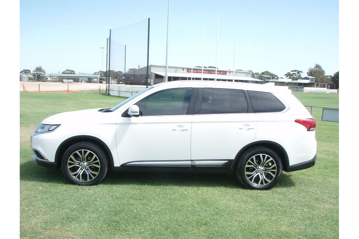 2016 Mitsubishi Outlander LS ZK