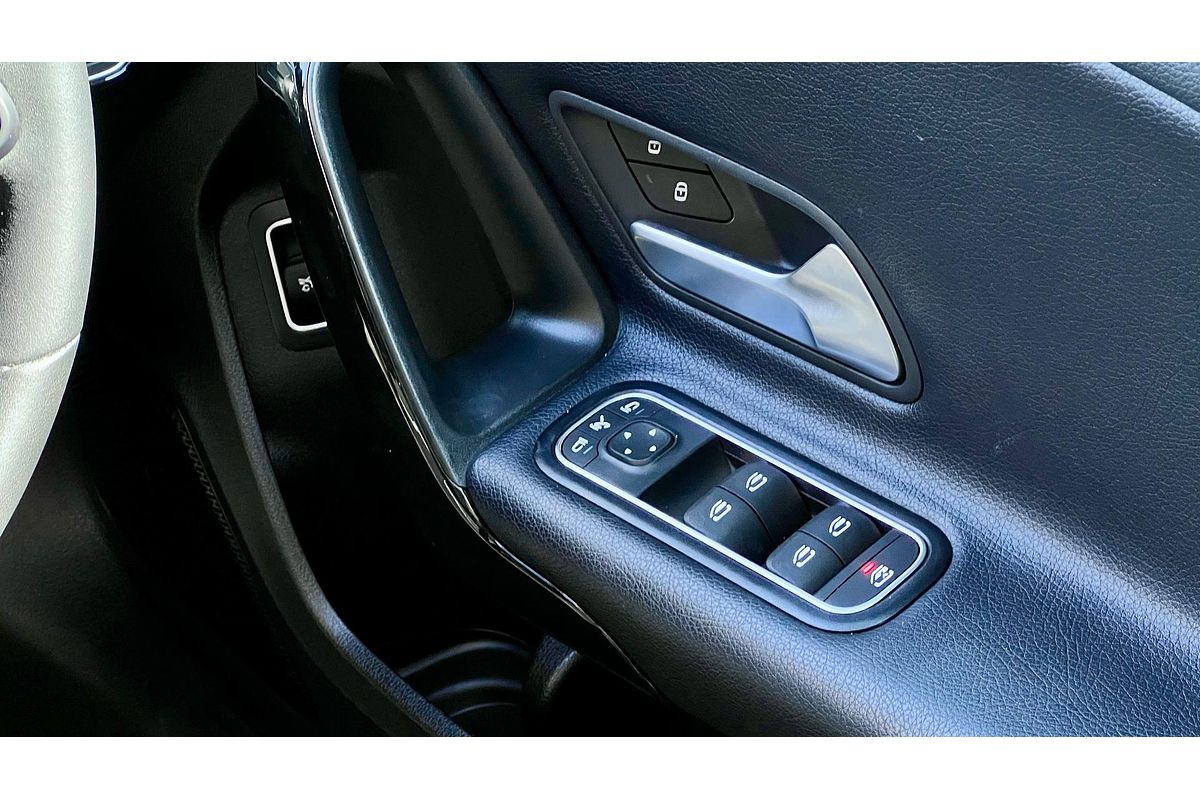 2019 Mercedes-Benz A-Class A180 V177