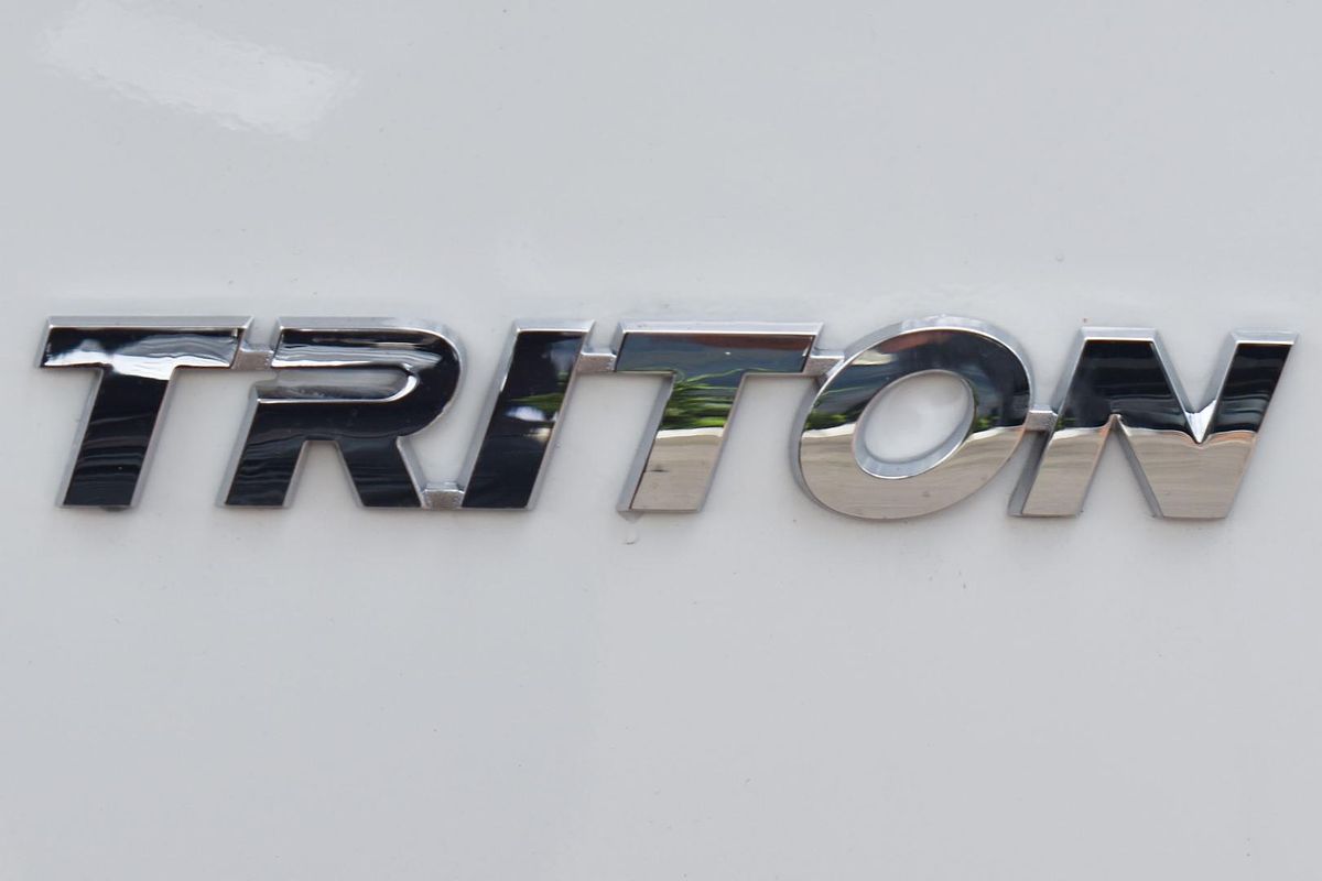 2024 Mitsubishi Triton GLX MR 4X4