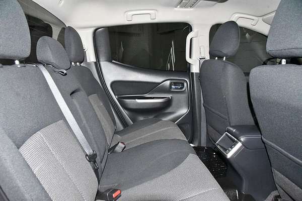 2023 Mitsubishi Triton GLS MR 4X4