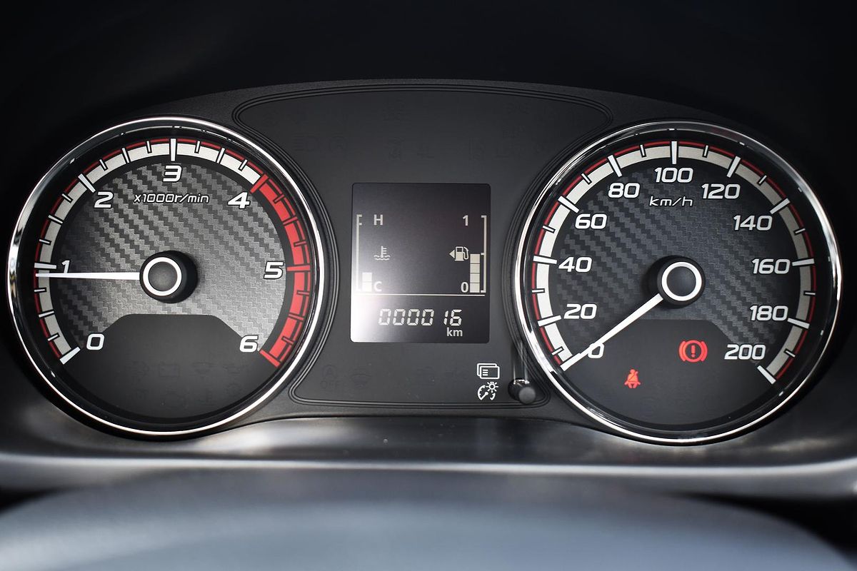 2024 Mitsubishi Triton GLX MR 4X4