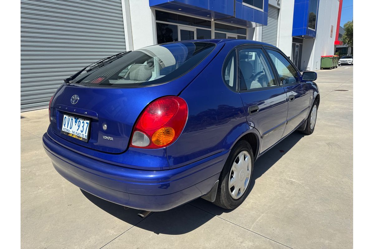 2001 Toyota Corolla Ascent AE112R