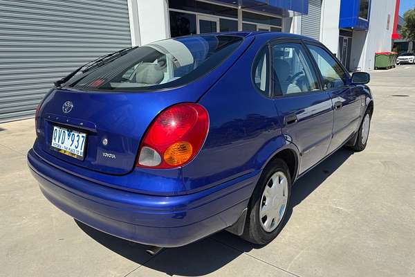 2001 Toyota Corolla Ascent AE112R