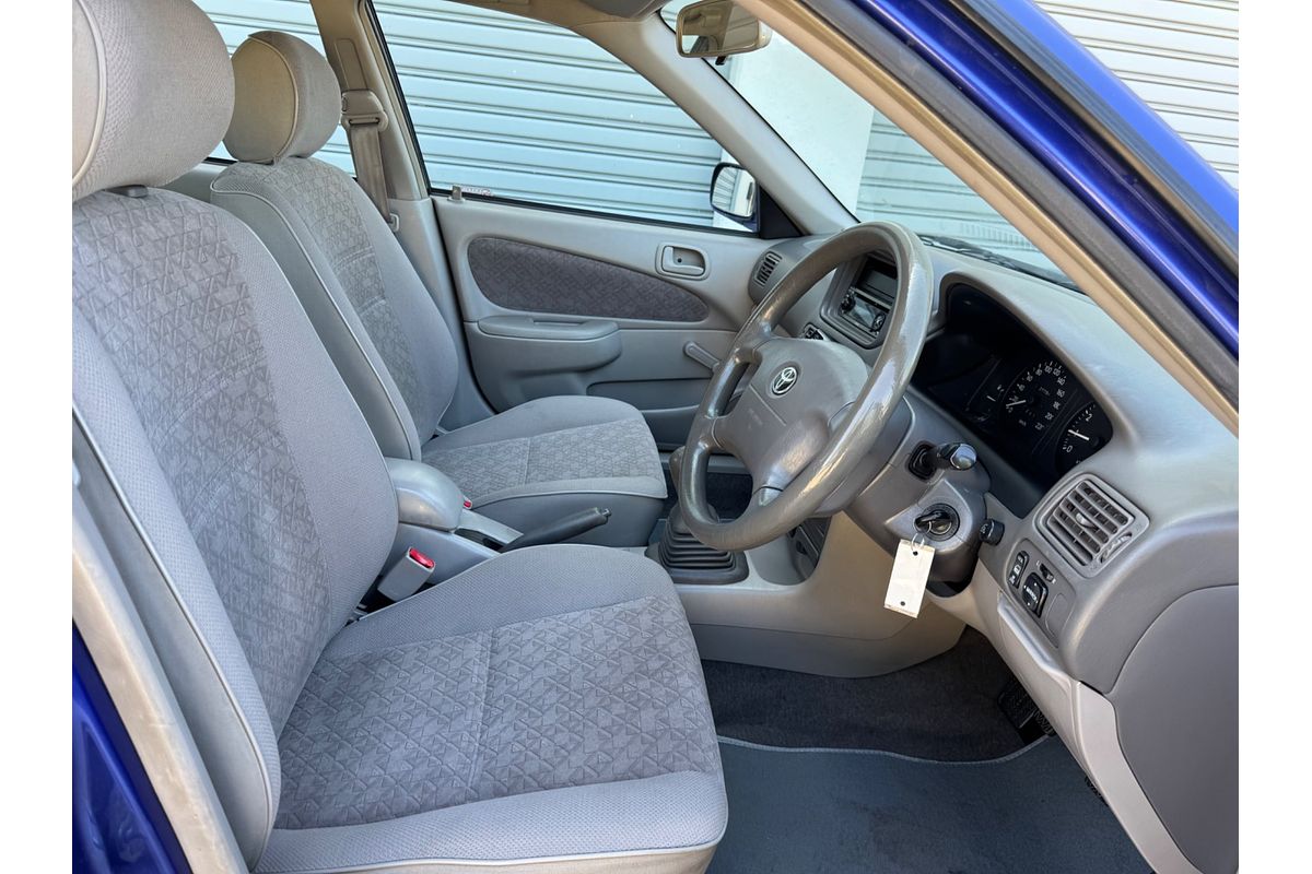 2001 Toyota Corolla Ascent AE112R