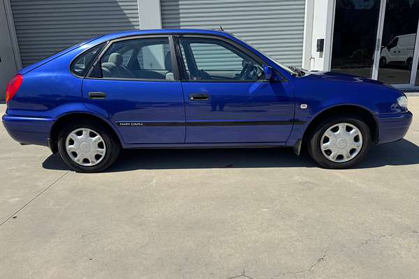 2001 Toyota Corolla Ascent AE112R