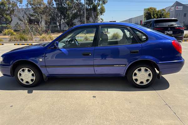 2001 Toyota Corolla Ascent AE112R