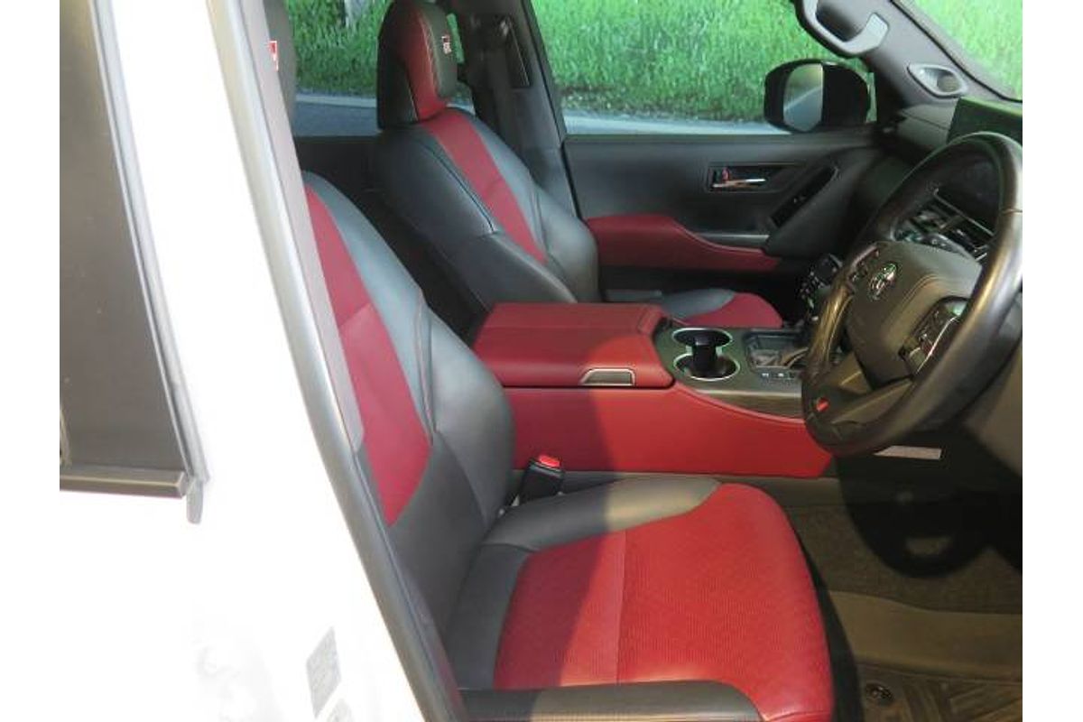2023 Toyota LANDCRUISER 300 SERIES