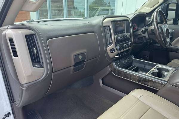 2015 GMC Sierra DENALI 3500HD
