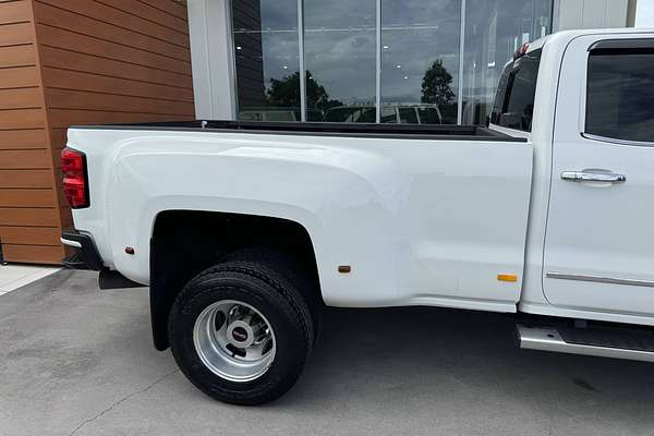 2015 GMC Sierra DENALI 3500HD