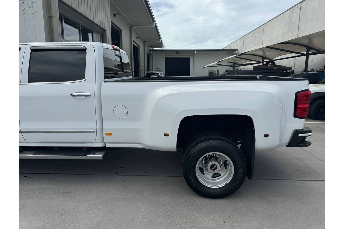 2015 GMC Sierra DENALI 3500HD