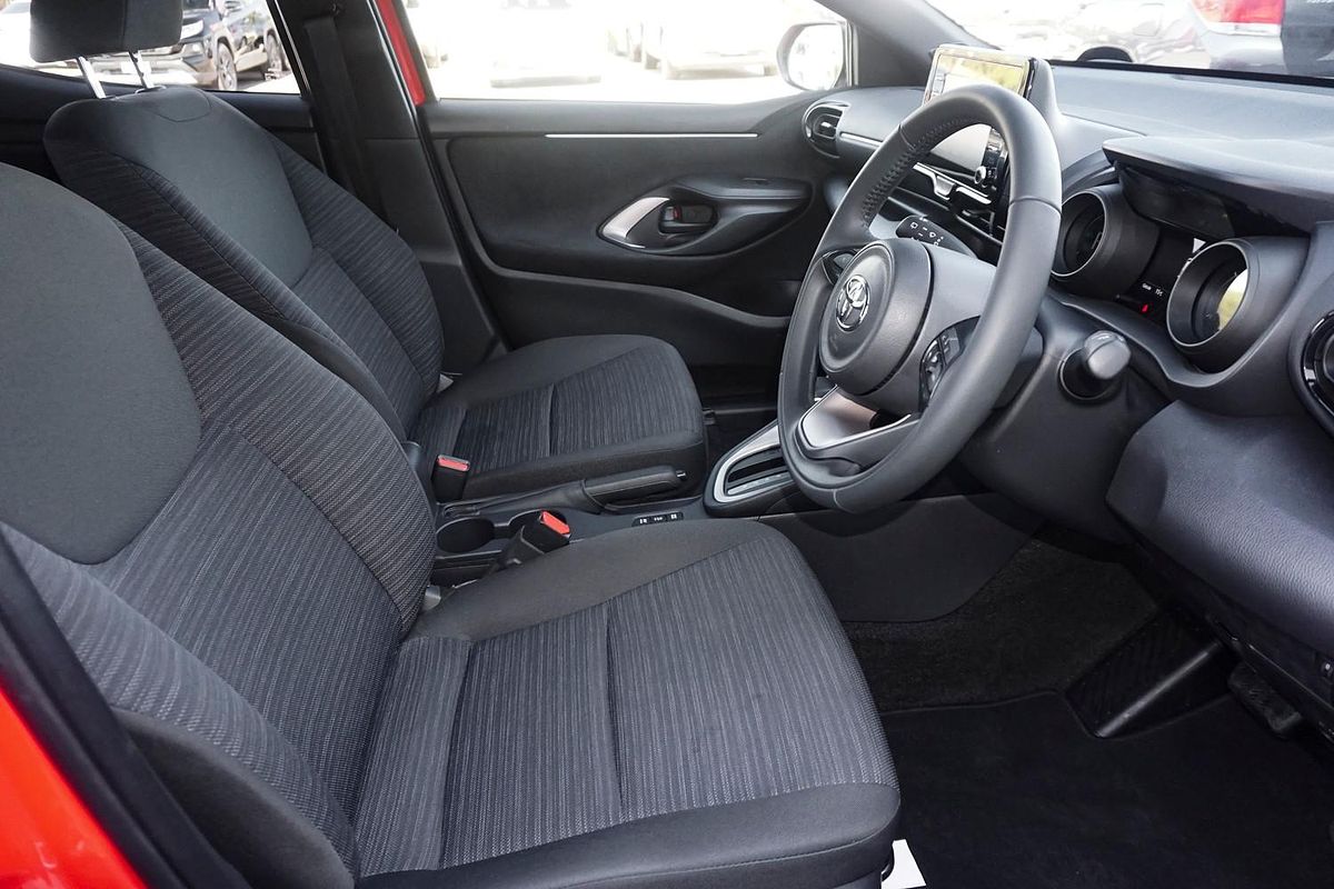 2023 Toyota Yaris SX MXPA10R