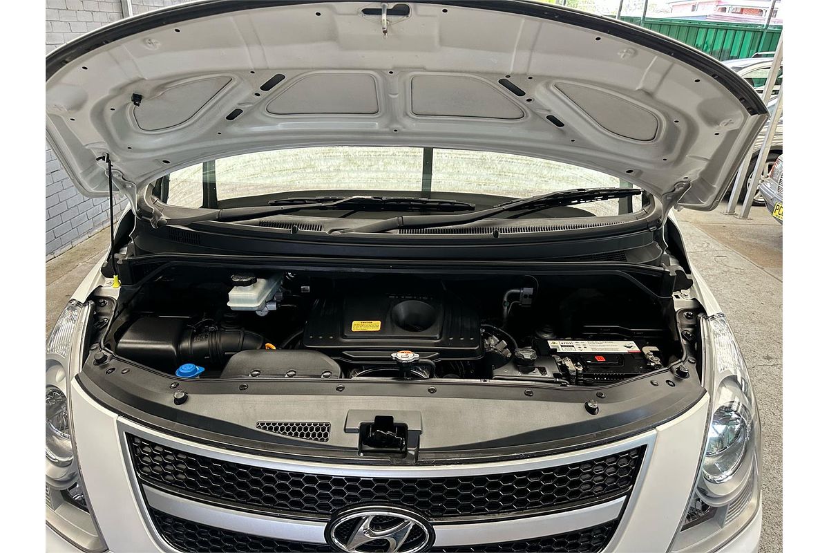 2015 Hyundai iLoad TQ2-V
