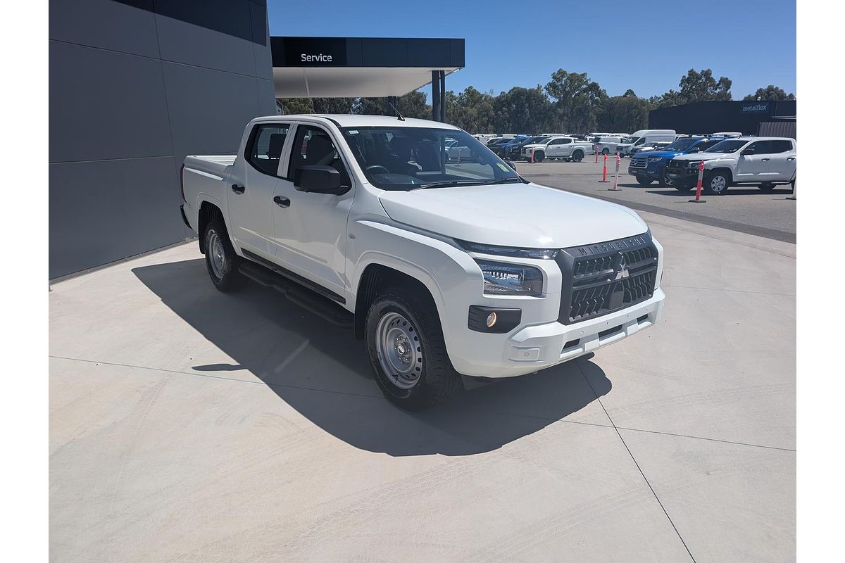 2024 Mitsubishi Triton GLX MV 4X4