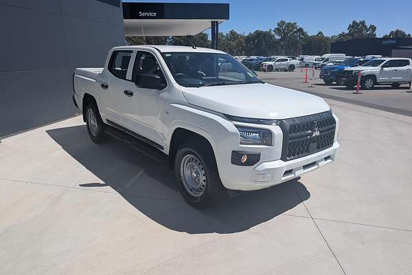 2024 Mitsubishi Triton GLX MV 4X4