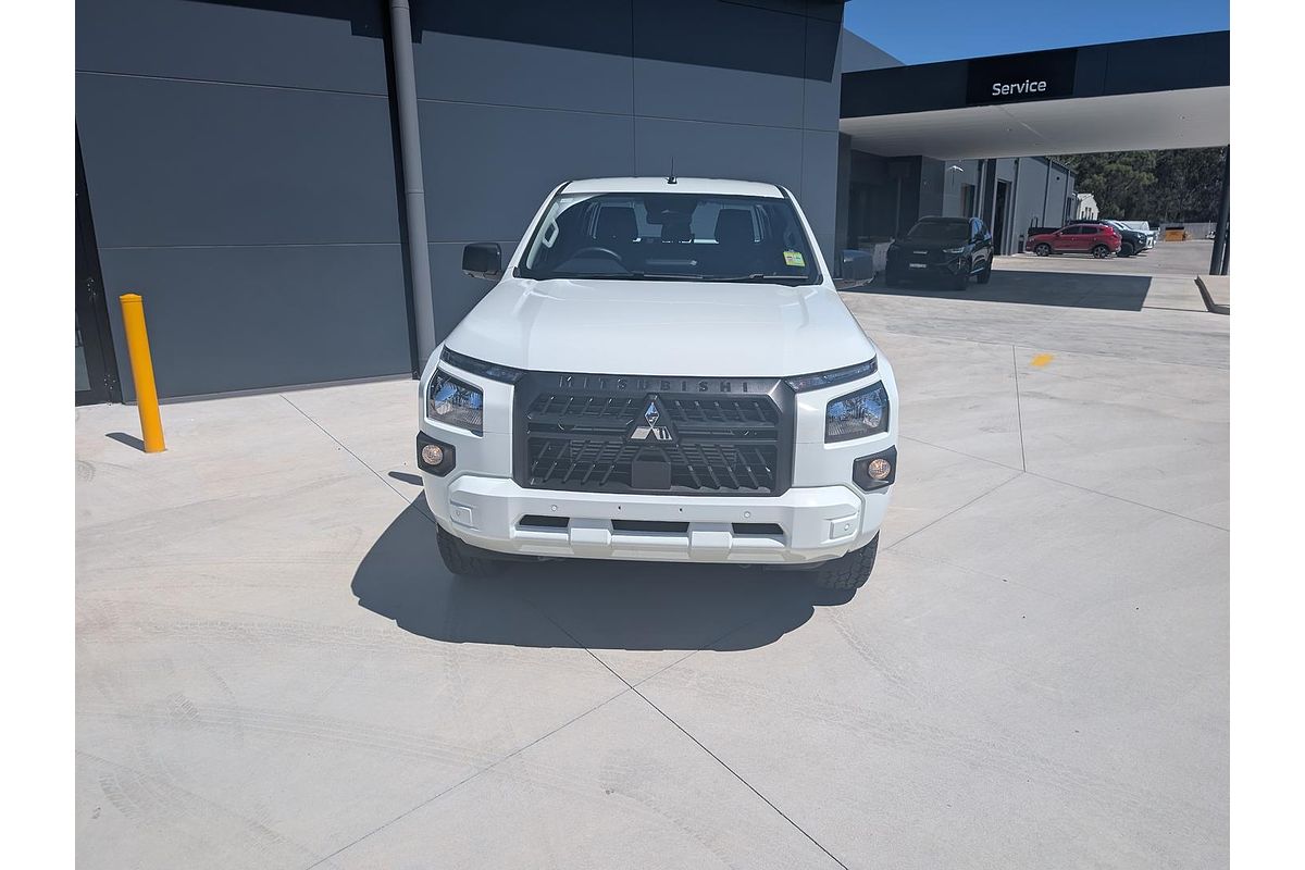 2024 Mitsubishi Triton GLX MV 4X4