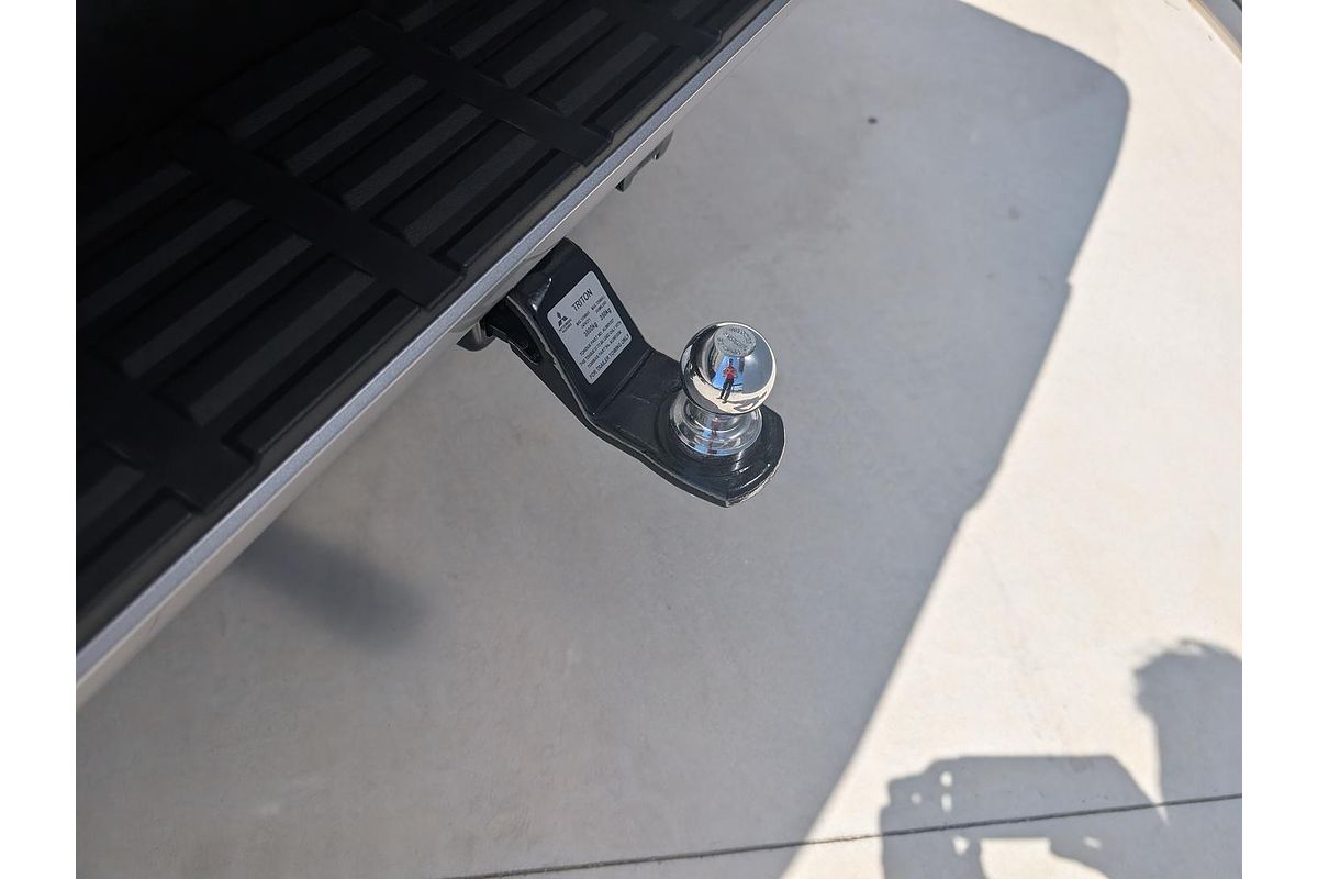 2024 Mitsubishi Triton GLX MV 4X4