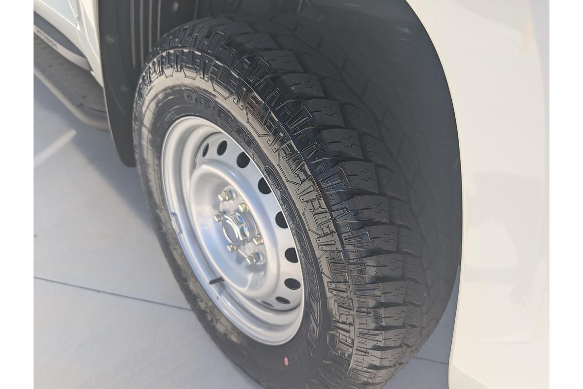 2024 Mitsubishi Triton GLX MV 4X4