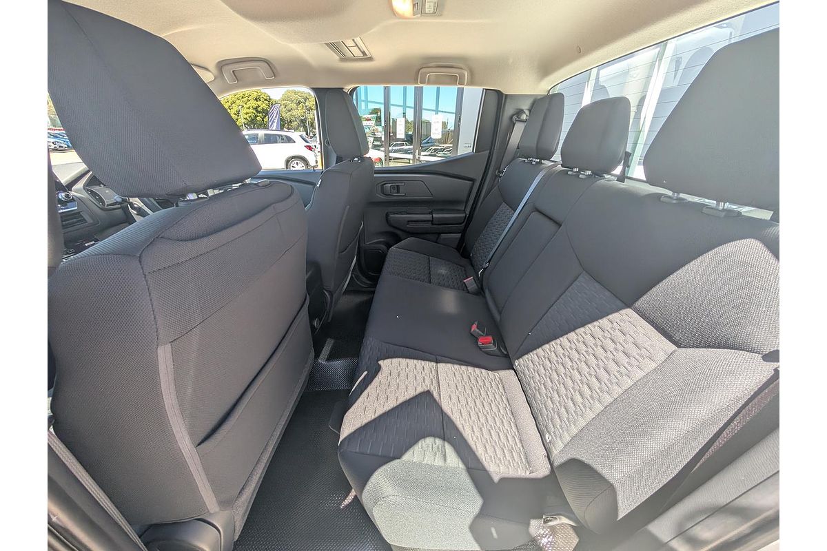 2024 Mitsubishi Triton GLX MV 4X4
