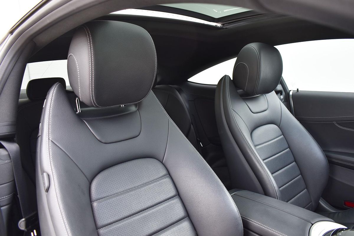 2019 Mercedes-Benz C-Class C200 C205