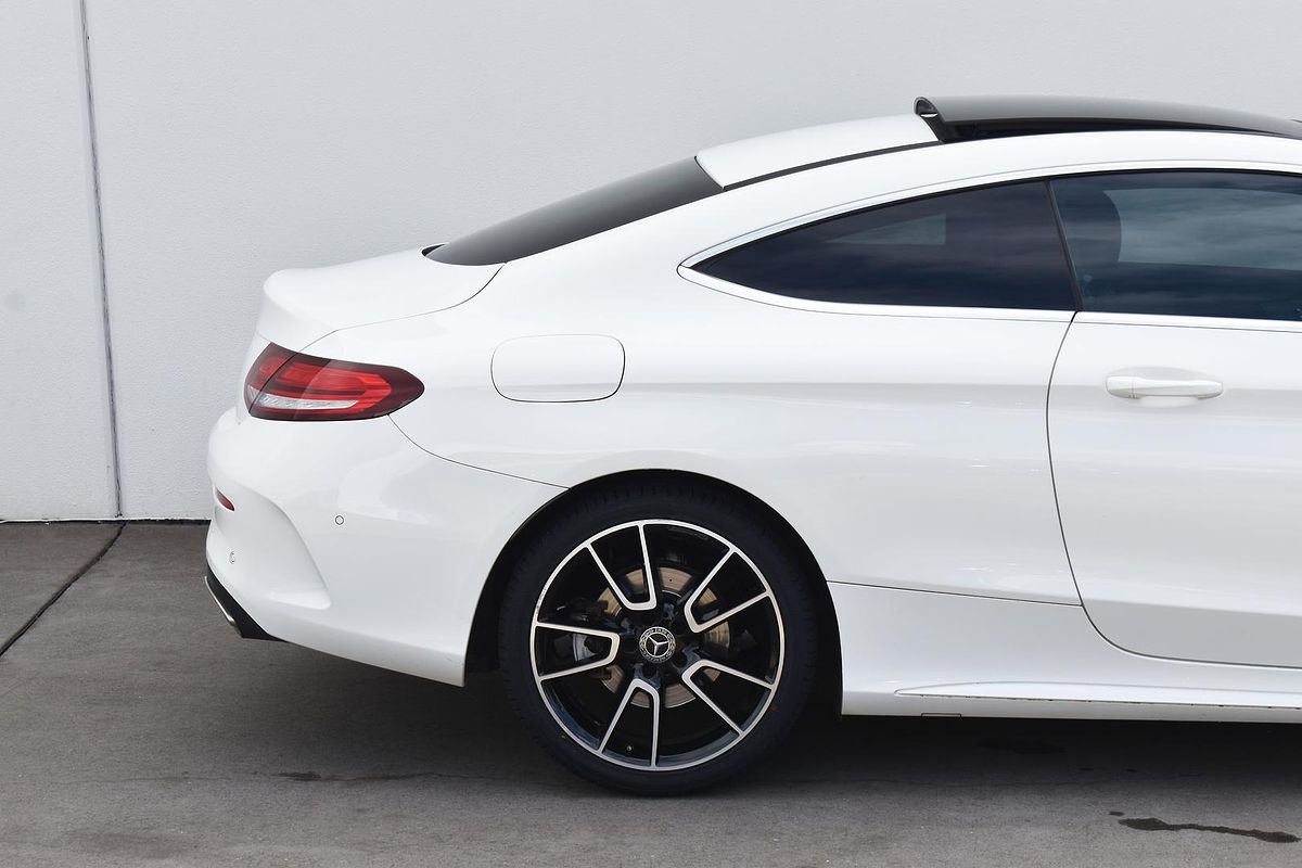 2019 Mercedes-Benz C-Class C200 C205