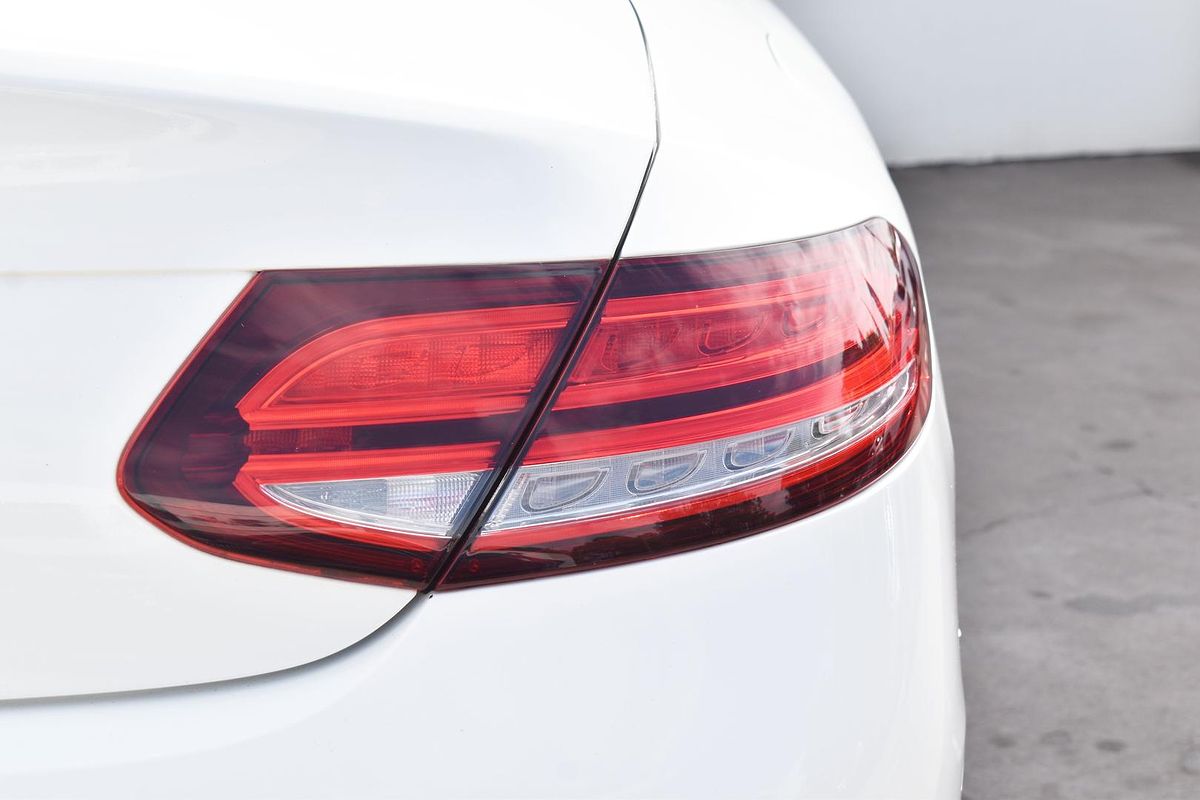 2019 Mercedes-Benz C-Class C200 C205