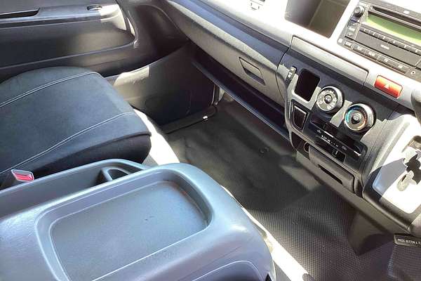 2008 Toyota Hiace Commuter TRH223R