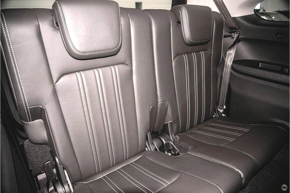 2024 Isuzu MU-X LS-T