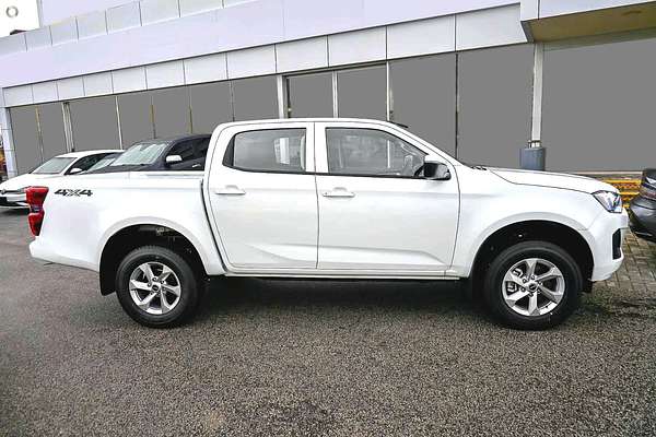 2024 Isuzu D-MAX LS-M 4X4