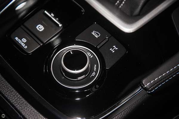 2024 Isuzu MU-X LS-T
