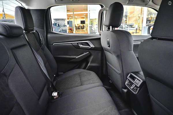2024 Isuzu D-MAX LS-M 4X4