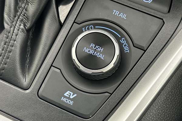 2021 Toyota RAV4 GX AXAH54R