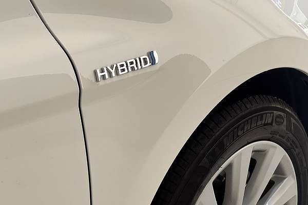 2019 Toyota Camry Ascent AXVH71R