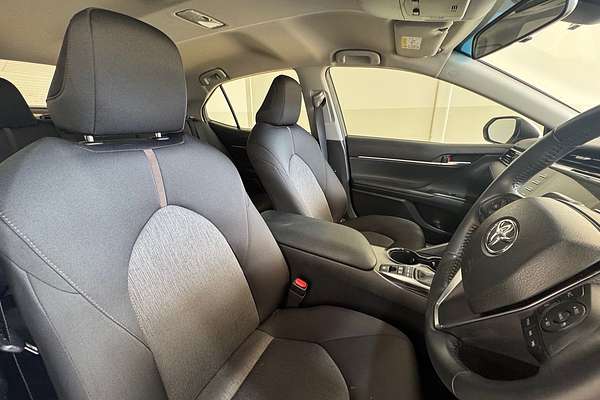 2019 Toyota Camry Ascent AXVH71R