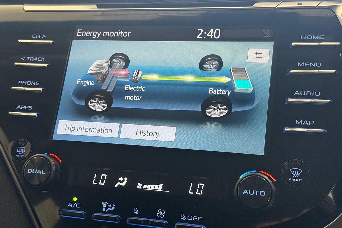 2019 Toyota Camry Ascent AXVH71R